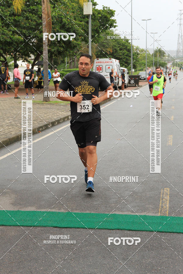 Buy your photos of the eventREI E RAINHA DO ASFALTO CORRIDA E CAMINHADA on Fotop