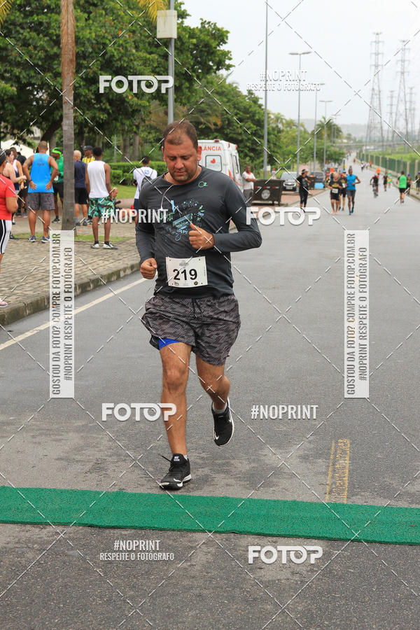 Buy your photos of the eventREI E RAINHA DO ASFALTO CORRIDA E CAMINHADA on Fotop