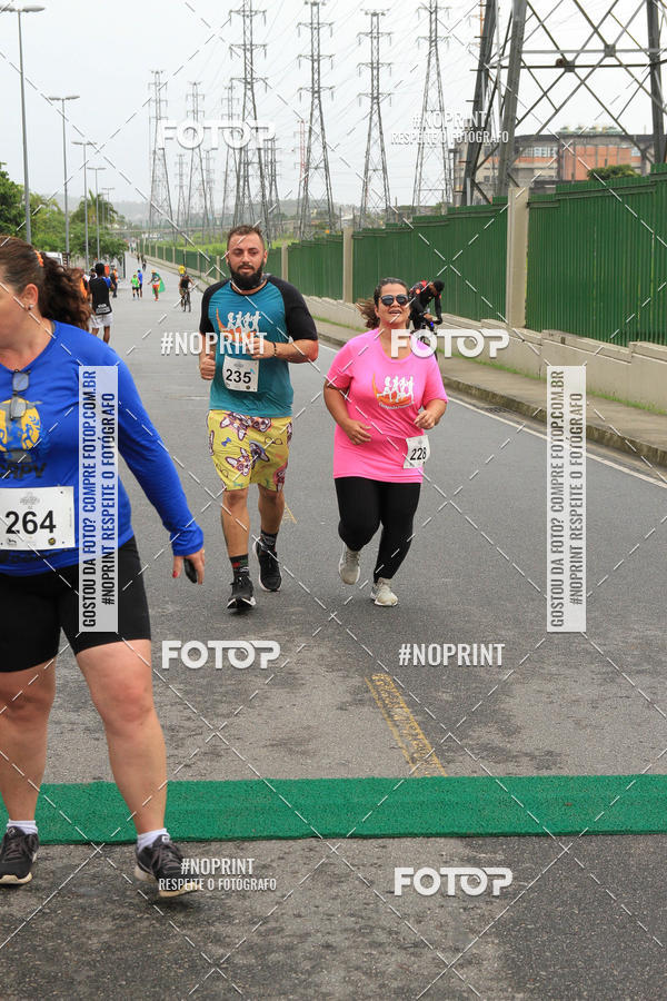 Buy your photos of the eventREI E RAINHA DO ASFALTO CORRIDA E CAMINHADA on Fotop