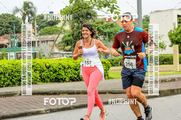 Buy your photos of the eventREI E RAINHA DO ASFALTO CORRIDA E CAMINHADA on Fotop