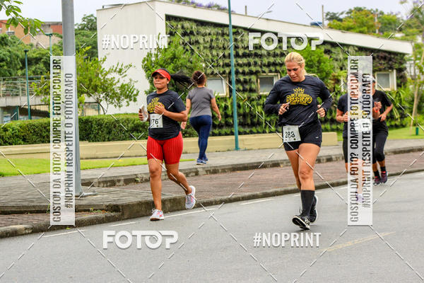 Buy your photos of the eventREI E RAINHA DO ASFALTO CORRIDA E CAMINHADA on Fotop