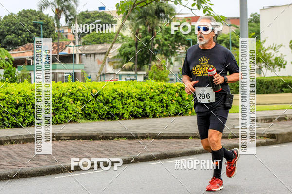 Buy your photos of the eventREI E RAINHA DO ASFALTO CORRIDA E CAMINHADA on Fotop