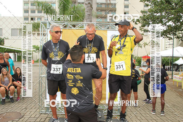 Buy your photos of the eventREI E RAINHA DO ASFALTO CORRIDA E CAMINHADA on Fotop