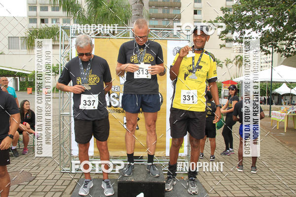 Buy your photos of the eventREI E RAINHA DO ASFALTO CORRIDA E CAMINHADA on Fotop