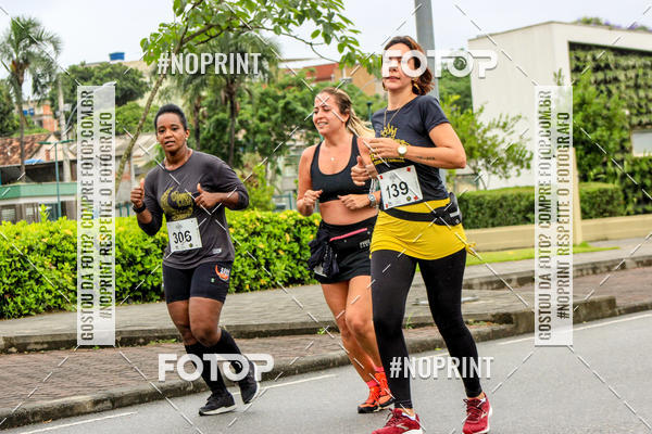 Buy your photos of the eventREI E RAINHA DO ASFALTO CORRIDA E CAMINHADA on Fotop