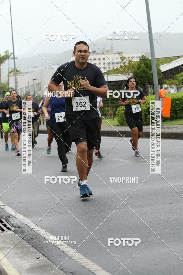 Buy your photos of the eventREI E RAINHA DO ASFALTO CORRIDA E CAMINHADA on Fotop