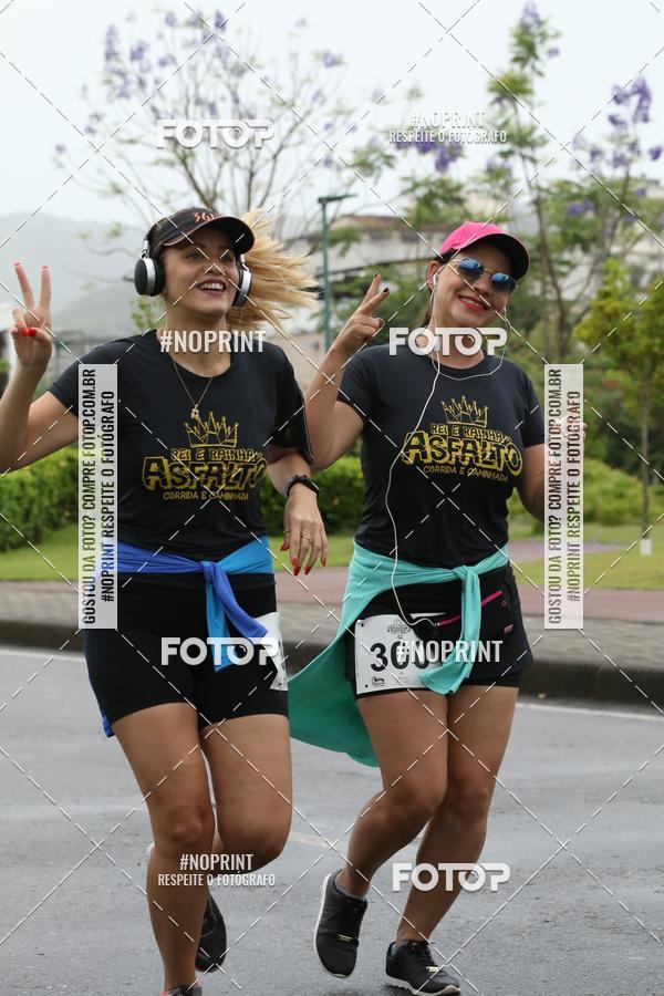Buy your photos of the eventREI E RAINHA DO ASFALTO CORRIDA E CAMINHADA on Fotop