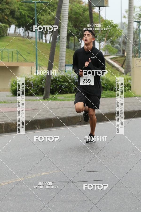 Buy your photos of the eventREI E RAINHA DO ASFALTO CORRIDA E CAMINHADA on Fotop