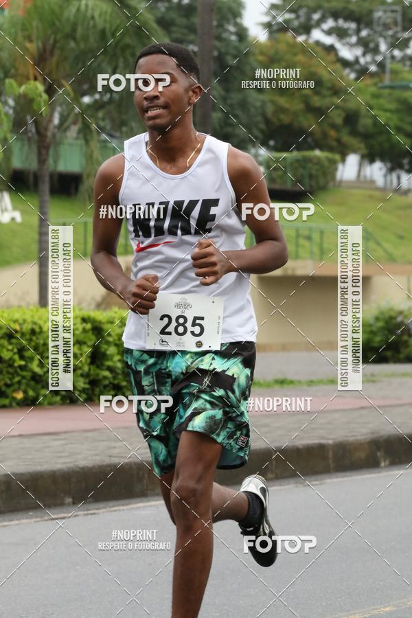 Buy your photos of the eventREI E RAINHA DO ASFALTO CORRIDA E CAMINHADA on Fotop