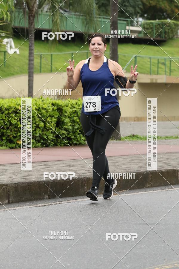 Buy your photos of the eventREI E RAINHA DO ASFALTO CORRIDA E CAMINHADA on Fotop