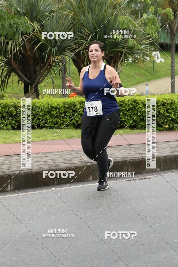 Buy your photos of the eventREI E RAINHA DO ASFALTO CORRIDA E CAMINHADA on Fotop