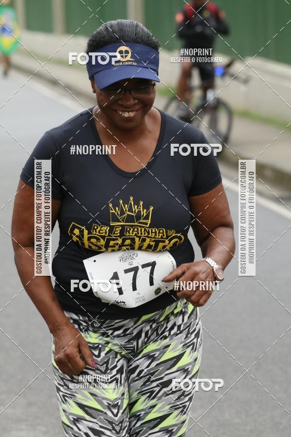 Buy your photos of the eventREI E RAINHA DO ASFALTO CORRIDA E CAMINHADA on Fotop