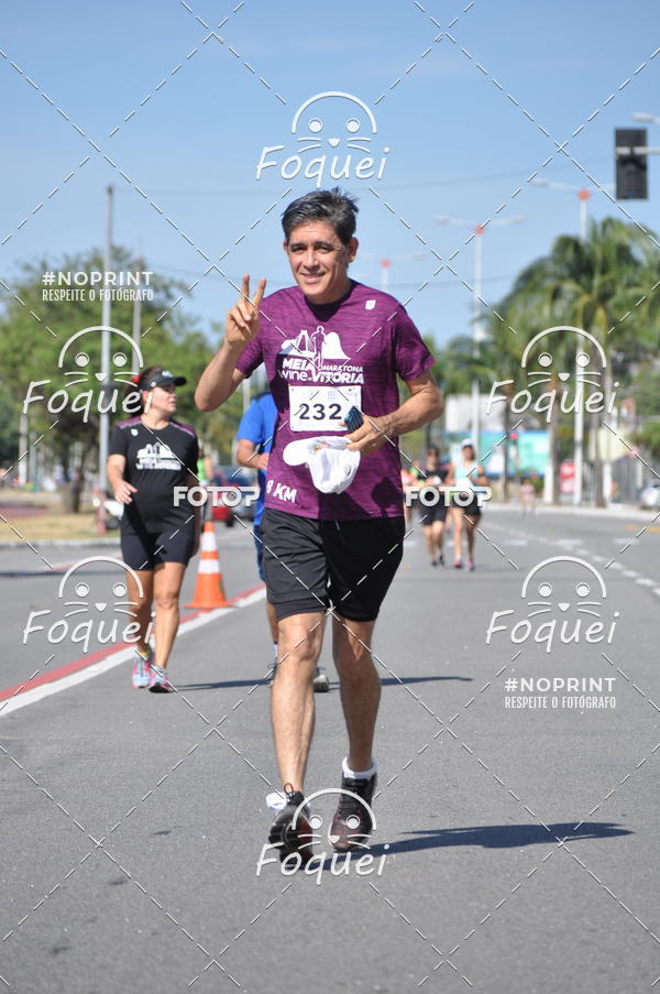 Buy your photos of the event21KES - MEIA MARATONA DO ESPRITO SANTO on Fotop