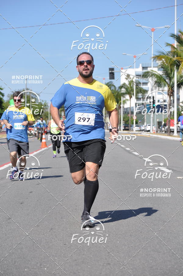 Buy your photos of the event21KES - MEIA MARATONA DO ESPRITO SANTO on Fotop