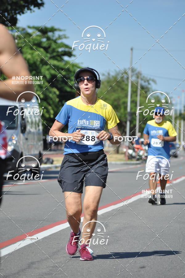 Buy your photos of the event21KES - MEIA MARATONA DO ESPRITO SANTO on Fotop