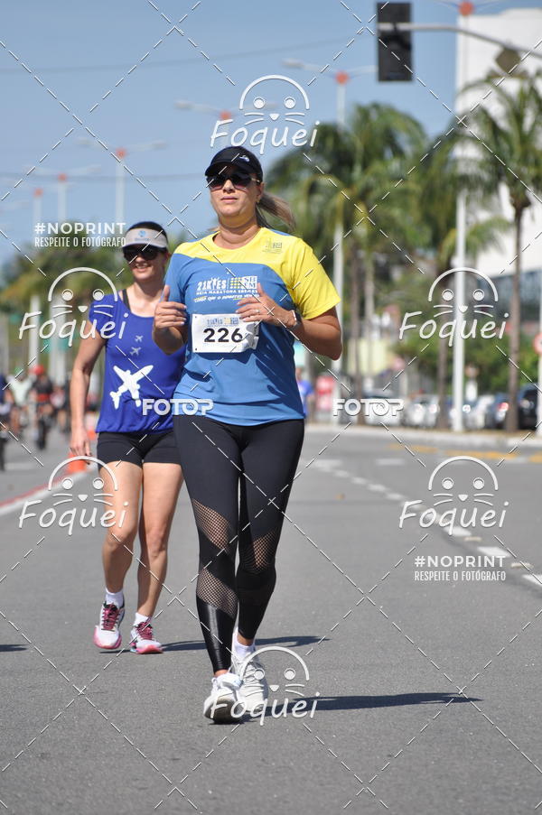 Buy your photos of the event21KES - MEIA MARATONA DO ESPRITO SANTO on Fotop