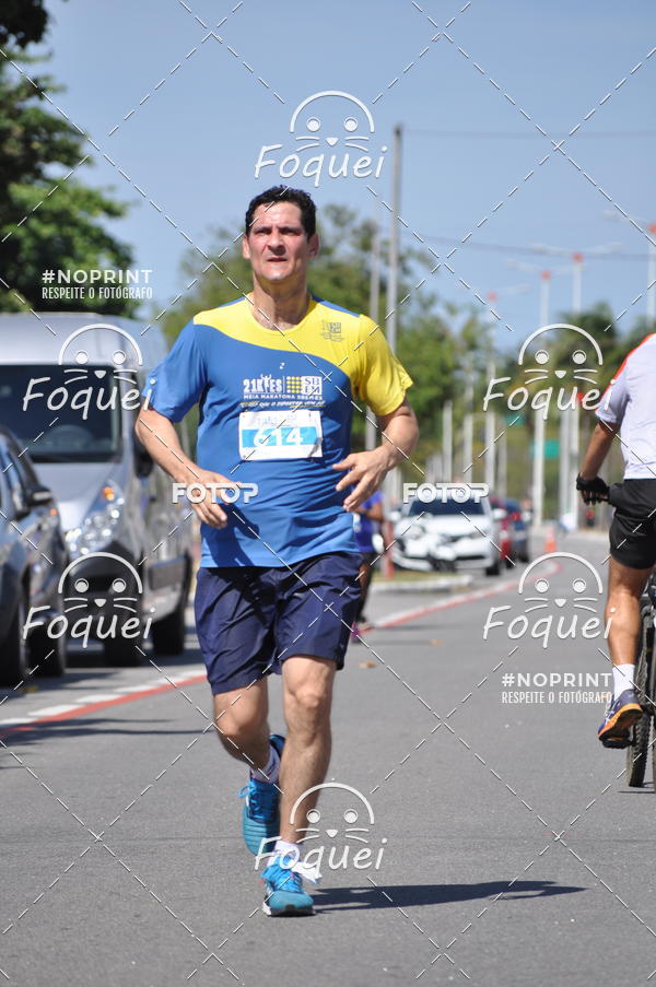 Buy your photos of the event21KES - MEIA MARATONA DO ESPRITO SANTO on Fotop