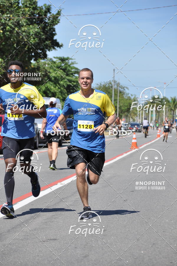 Buy your photos of the event21KES - MEIA MARATONA DO ESPRITO SANTO on Fotop