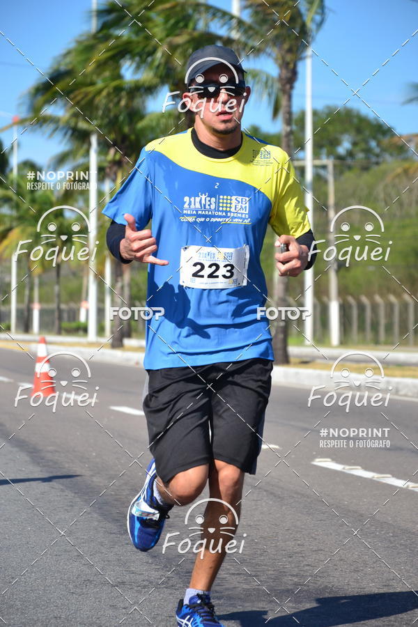 Buy your photos of the event21KES - MEIA MARATONA DO ESPRITO SANTO on Fotop