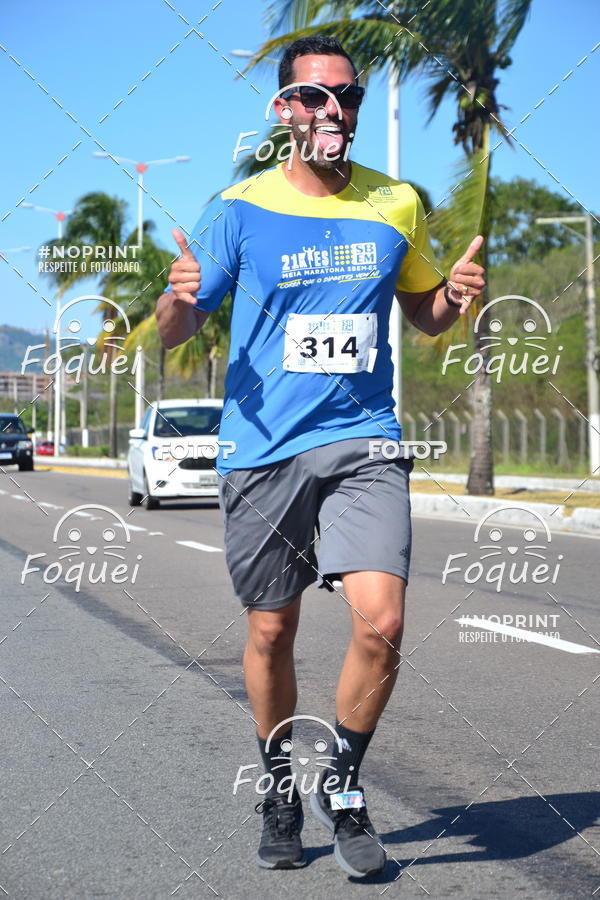 Buy your photos of the event21KES - MEIA MARATONA DO ESPRITO SANTO on Fotop