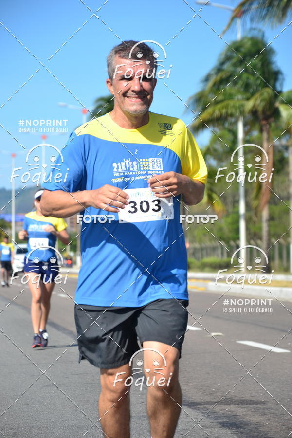 Buy your photos of the event21KES - MEIA MARATONA DO ESP�RITO SANTO on Fotop