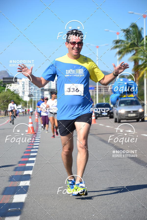 Buy your photos of the event21KES - MEIA MARATONA DO ESP�RITO SANTO on Fotop