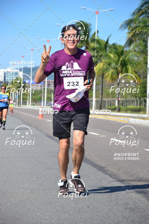 Buy your photos of the event21KES - MEIA MARATONA DO ESPRITO SANTO on Fotop