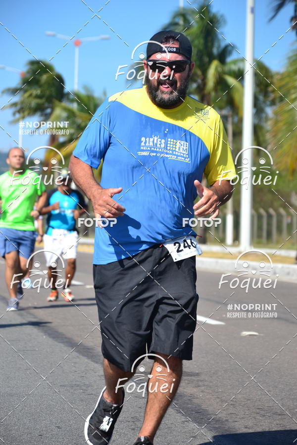 Buy your photos of the event21KES - MEIA MARATONA DO ESP�RITO SANTO on Fotop