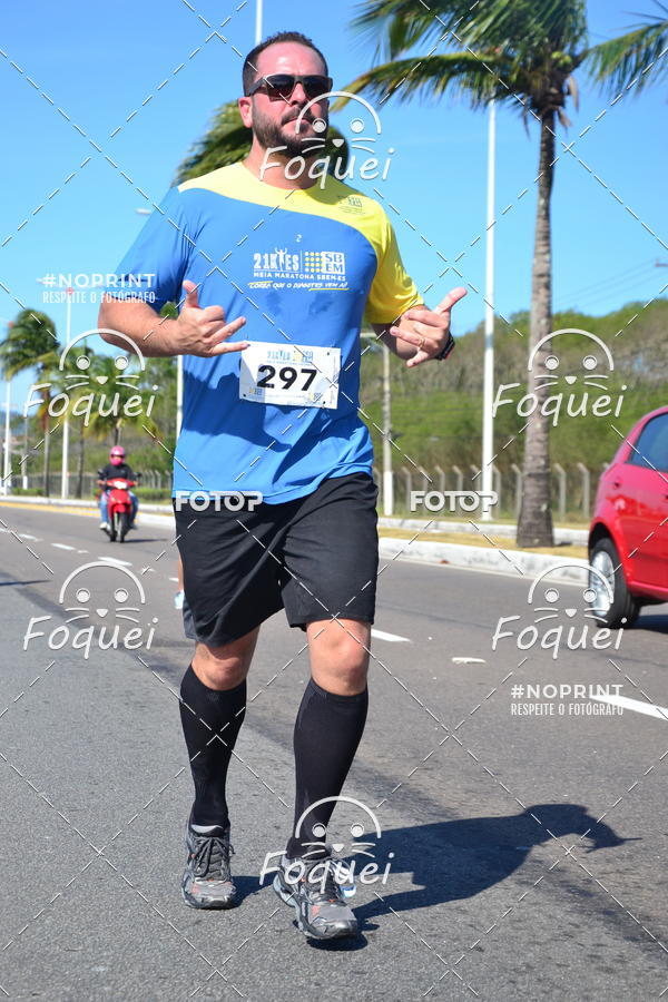 Buy your photos of the event21KES - MEIA MARATONA DO ESPRITO SANTO on Fotop