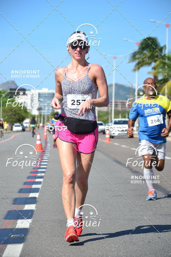 Buy your photos of the event21KES - MEIA MARATONA DO ESP�RITO SANTO on Fotop