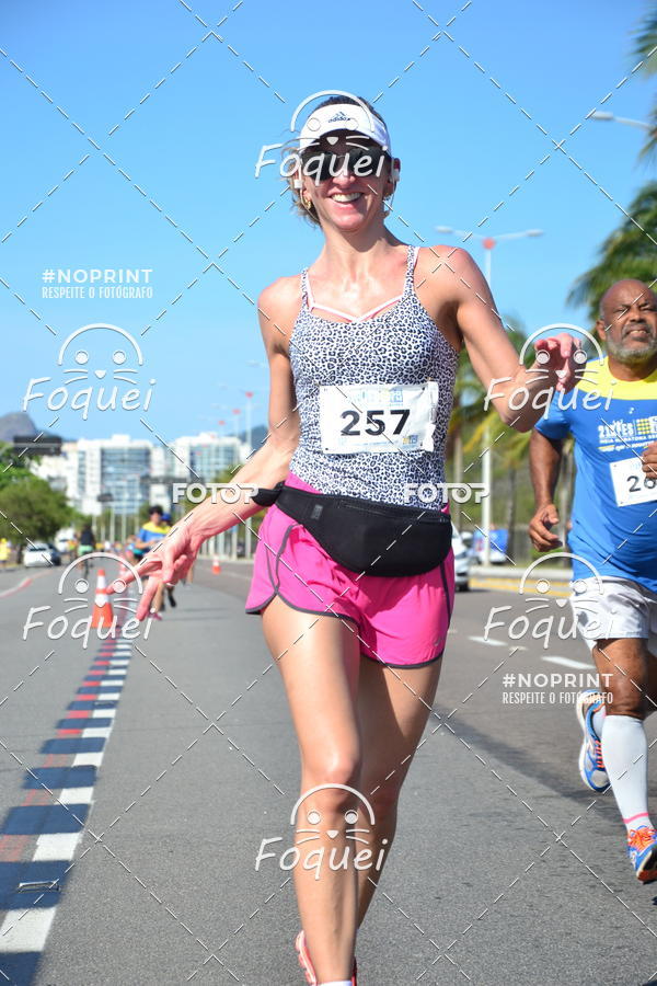 Buy your photos of the event21KES - MEIA MARATONA DO ESP�RITO SANTO on Fotop