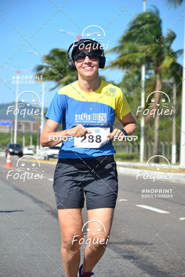 Buy your photos of the event21KES - MEIA MARATONA DO ESP�RITO SANTO on Fotop