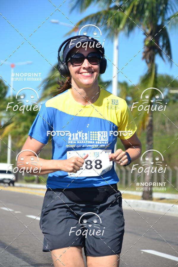 Buy your photos of the event21KES - MEIA MARATONA DO ESP�RITO SANTO on Fotop