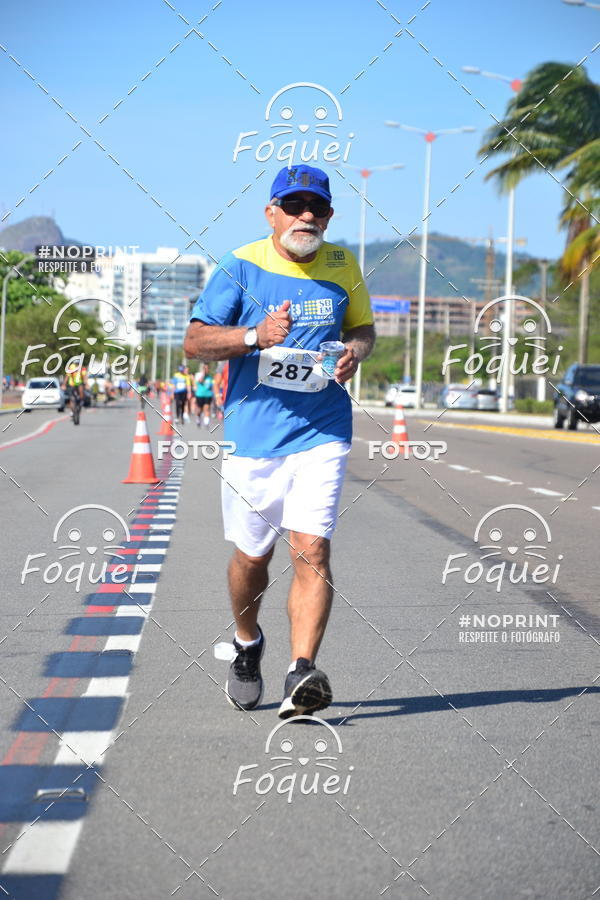 Buy your photos of the event21KES - MEIA MARATONA DO ESP�RITO SANTO on Fotop