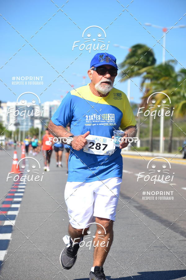 Buy your photos of the event21KES - MEIA MARATONA DO ESP�RITO SANTO on Fotop