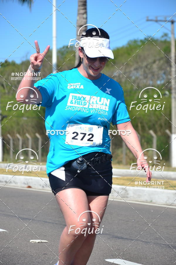 Buy your photos of the event21KES - MEIA MARATONA DO ESP�RITO SANTO on Fotop