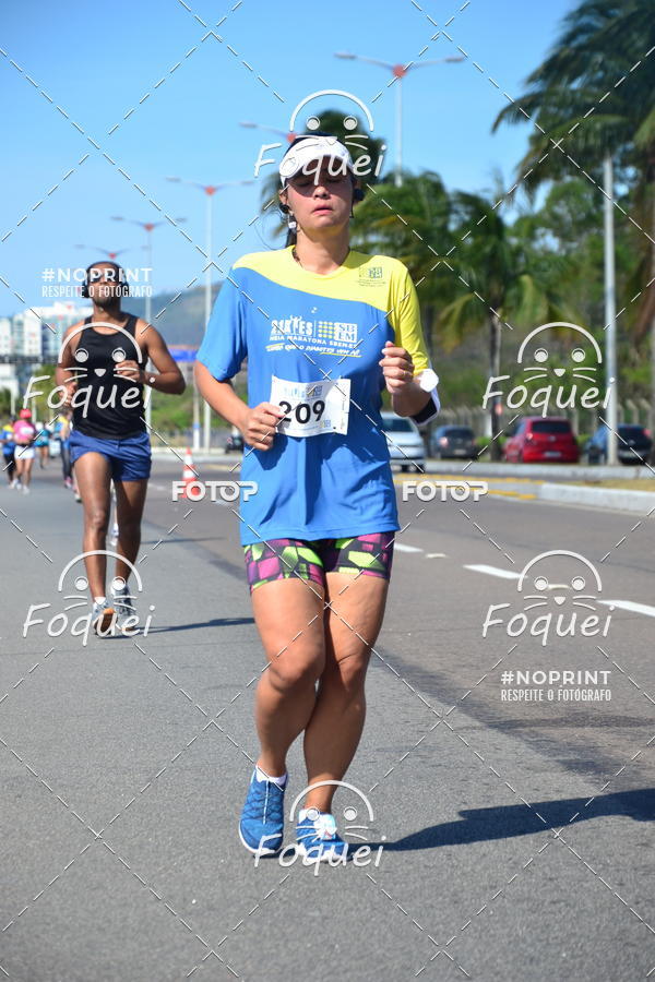 Buy your photos of the event21KES - MEIA MARATONA DO ESP�RITO SANTO on Fotop