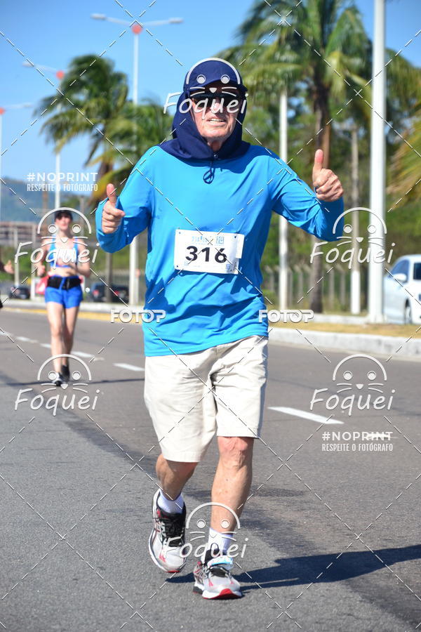 Buy your photos of the event21KES - MEIA MARATONA DO ESP�RITO SANTO on Fotop