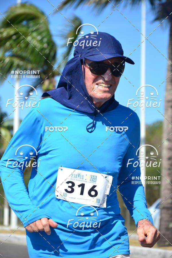 Buy your photos of the event21KES - MEIA MARATONA DO ESP�RITO SANTO on Fotop