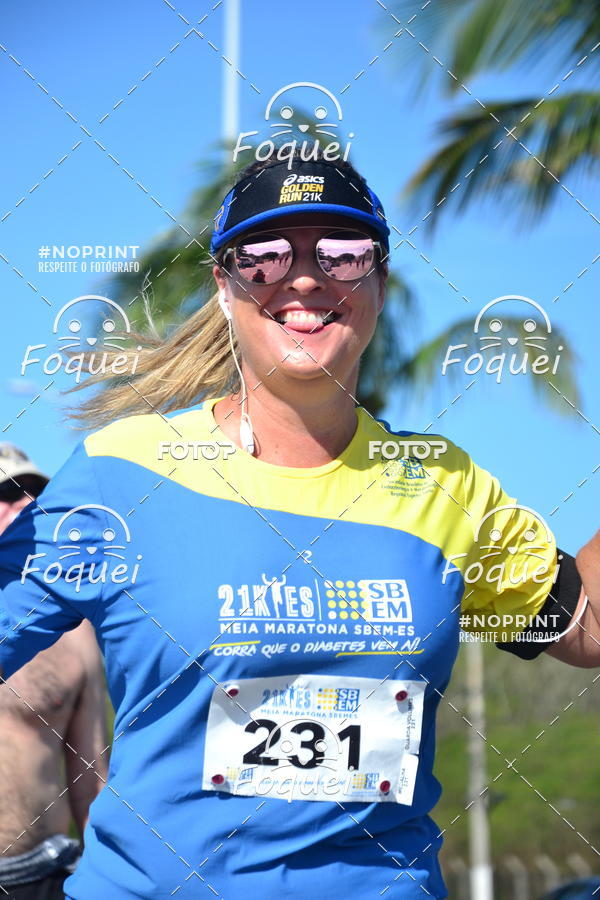 Buy your photos of the event21KES - MEIA MARATONA DO ESP�RITO SANTO on Fotop