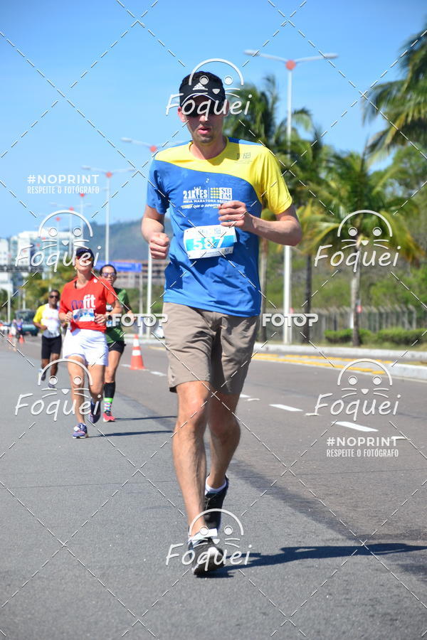 Buy your photos of the event21KES - MEIA MARATONA DO ESPRITO SANTO on Fotop