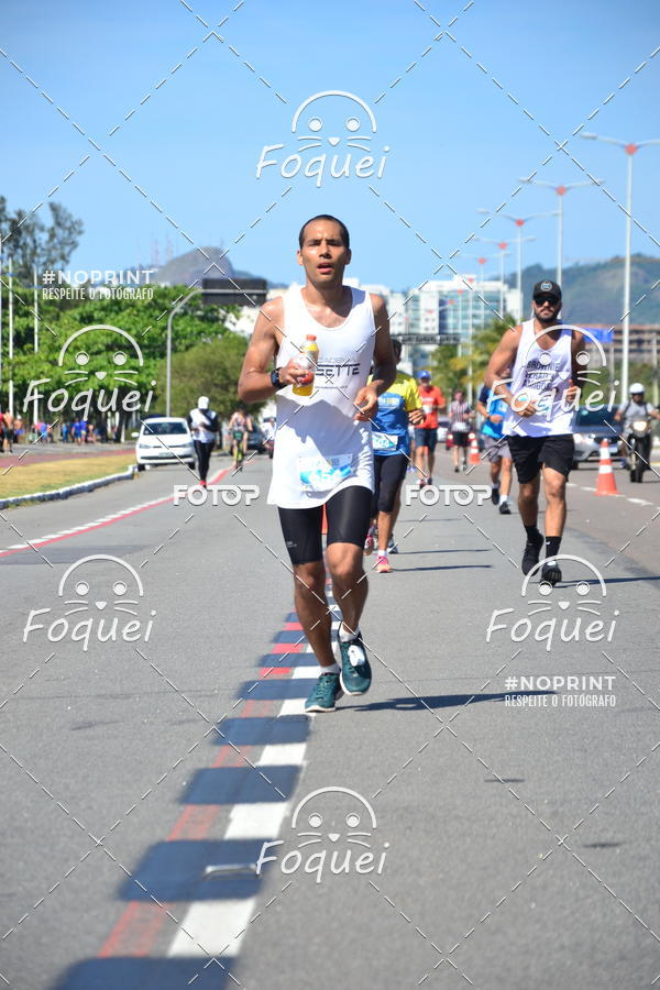 Buy your photos of the event21KES - MEIA MARATONA DO ESPRITO SANTO on Fotop