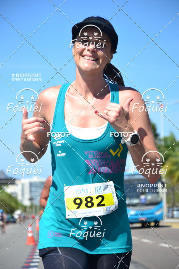 Buy your photos of the event21KES - MEIA MARATONA DO ESPRITO SANTO on Fotop