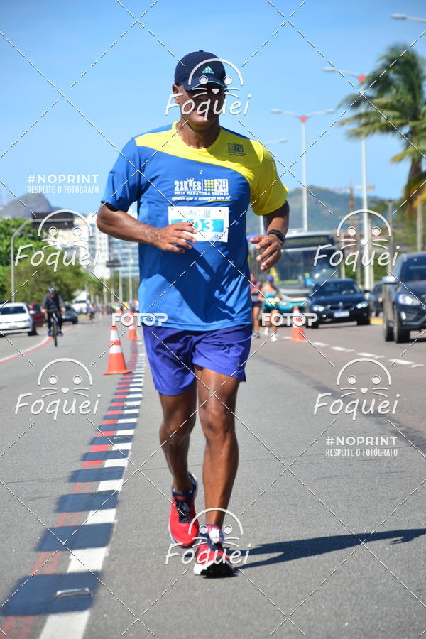 Buy your photos of the event21KES - MEIA MARATONA DO ESPRITO SANTO on Fotop