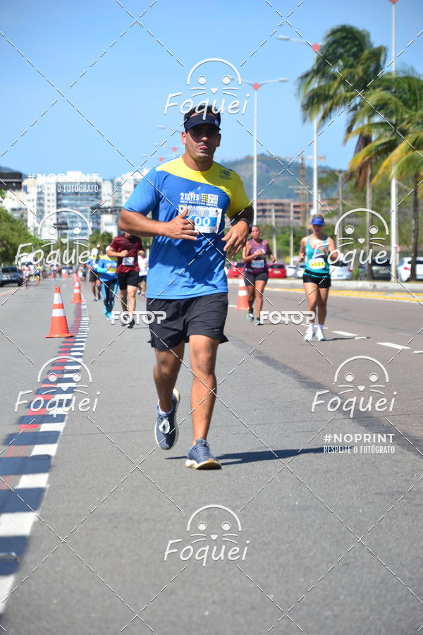 Buy your photos of the event21KES - MEIA MARATONA DO ESPRITO SANTO on Fotop