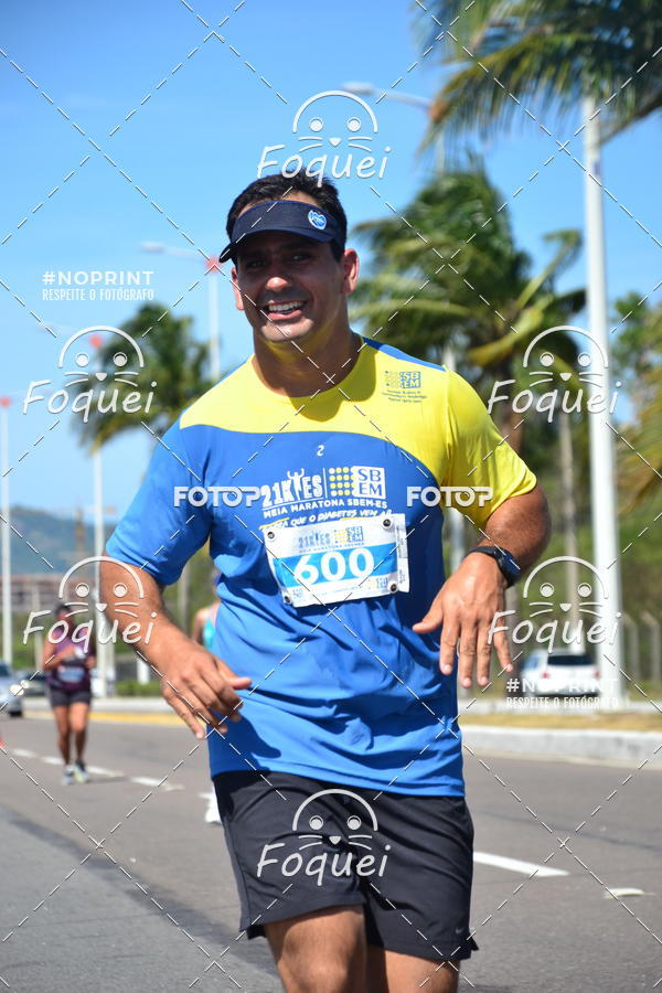 Buy your photos of the event21KES - MEIA MARATONA DO ESPRITO SANTO on Fotop