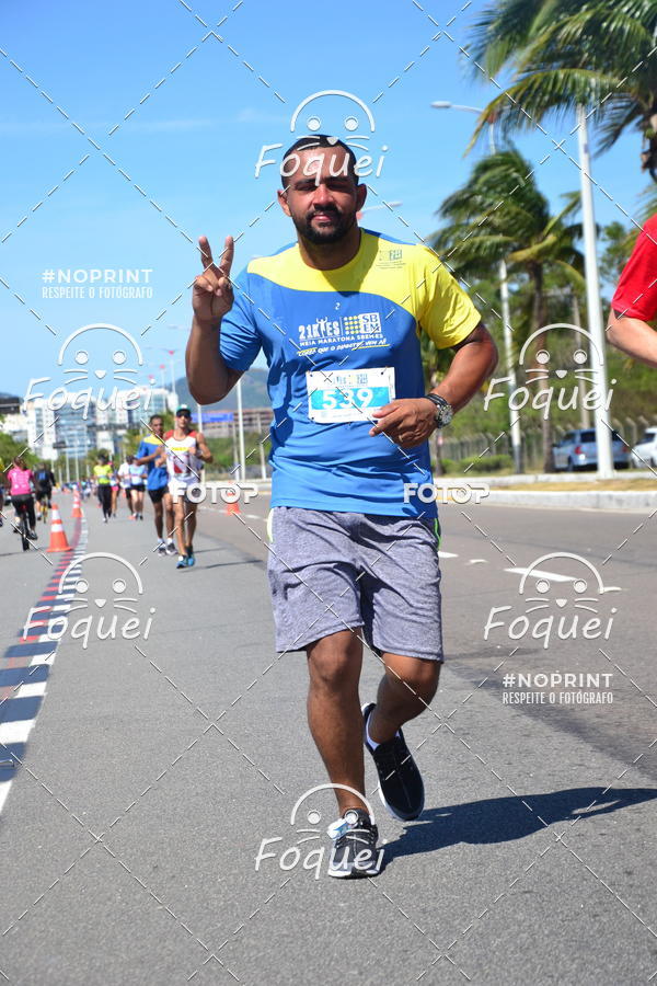 Buy your photos of the event21KES - MEIA MARATONA DO ESPRITO SANTO on Fotop