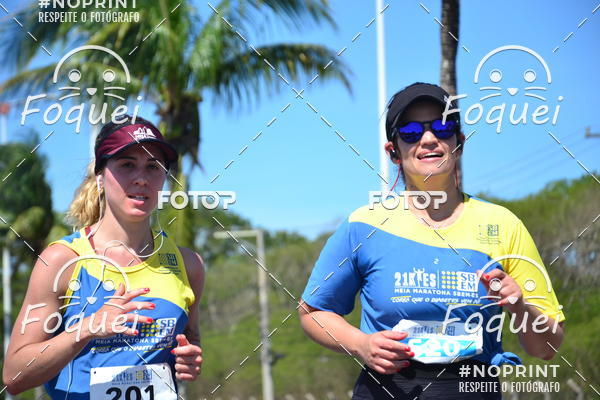 Buy your photos of the event21KES - MEIA MARATONA DO ESPRITO SANTO on Fotop
