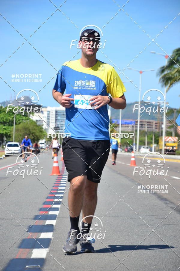 Buy your photos of the event21KES - MEIA MARATONA DO ESPRITO SANTO on Fotop