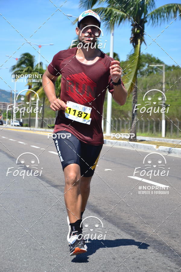 Buy your photos of the event21KES - MEIA MARATONA DO ESPRITO SANTO on Fotop